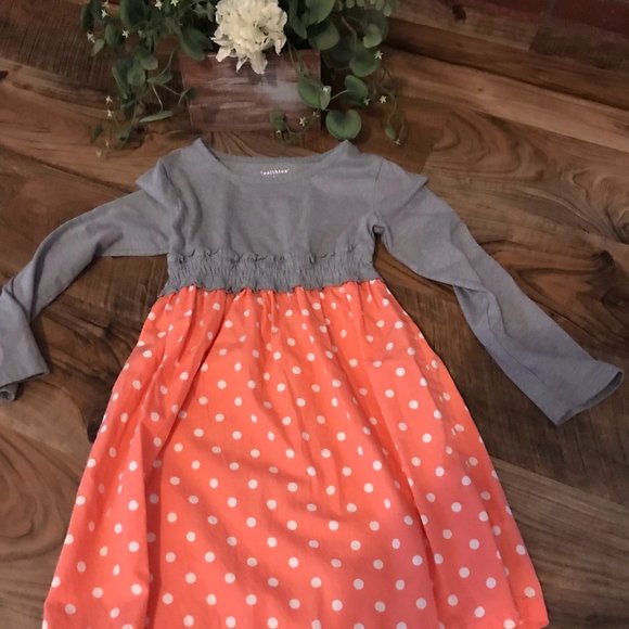 Bundle (See pics) THREE dresses - Picture 2 of 7